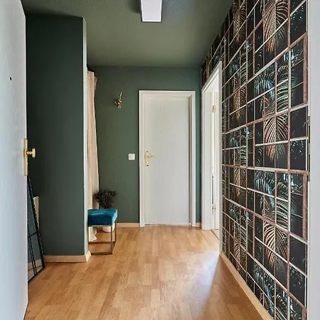 Spaciousliving Design - - Box Spring Bed - Exhibition Apartment *